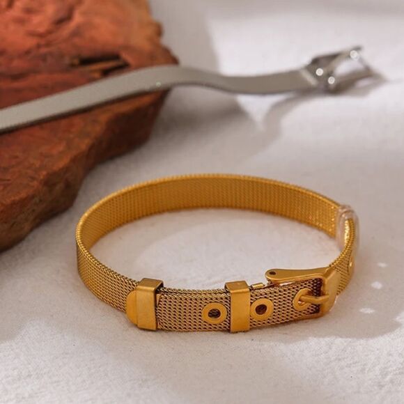 #33 Gold Or Silver Belt Buckle Bracelet - Picture 5 of 10